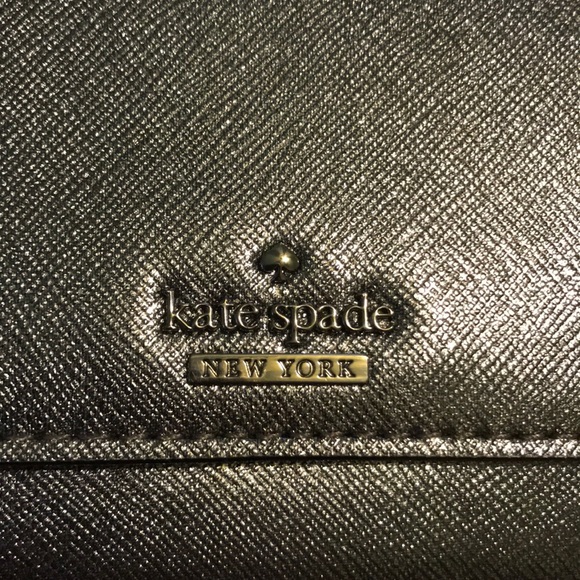 SALE 🏷 Kate Spade NEW Metallic Silver Wallet - Picture 2 of 6